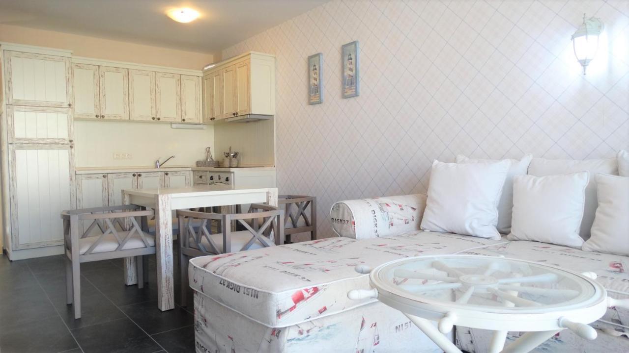 Captain'S Island Deluxe TTchernomorets Extérieur photo
